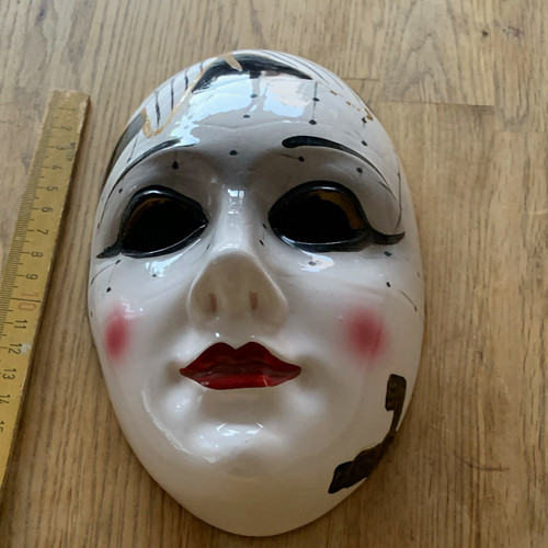 Glänzende keramik deko maske - glänzende, keramik-deko